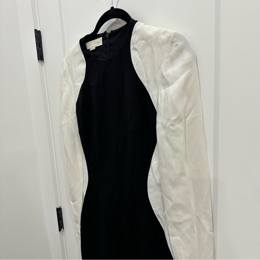 Stella McCartney Design Illusion Elegant Black and White Long Sleeve Mini Dress - Picture 6 of 10